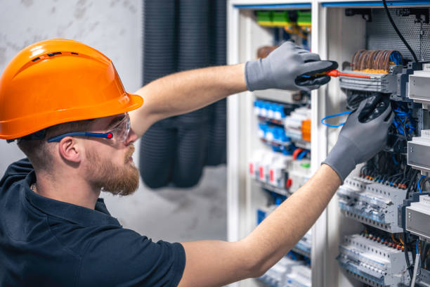 Best Emergency Electrical Repair  in Rochelle, IL